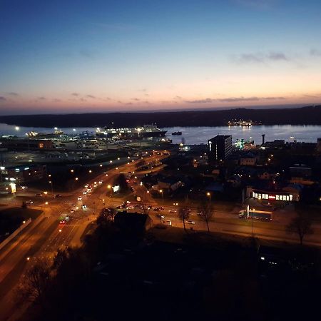 Sea View Apartment In Klaipėda Buitenkant foto