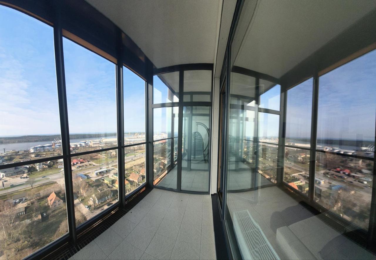 Sea View Apartment In Klaipėda Buitenkant foto